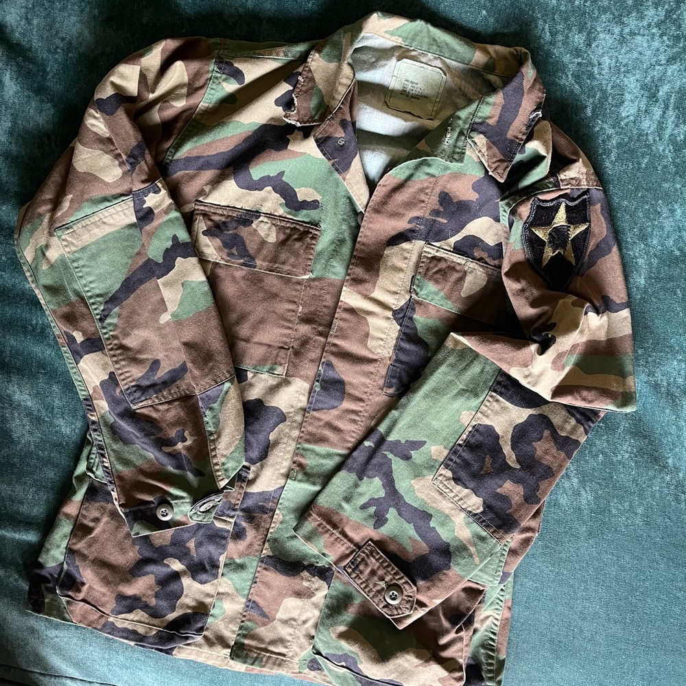 Military Woodland Camo Field Jacket with insignia patch men’s small army